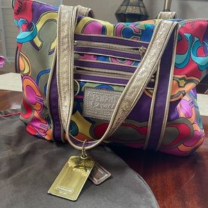 Coach handbag Poppy Collection with dust bag